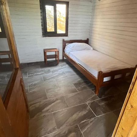 Kongjoni'S Rooms Himare Exteriör bild